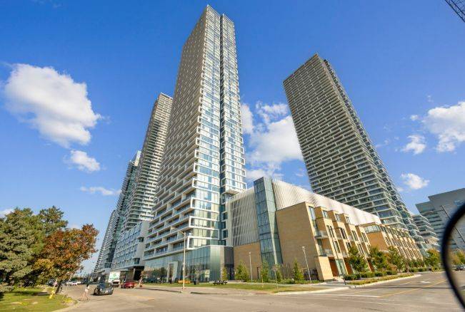 898 Portage Pkwy #2603, Vaughan, ON L4K 0J6