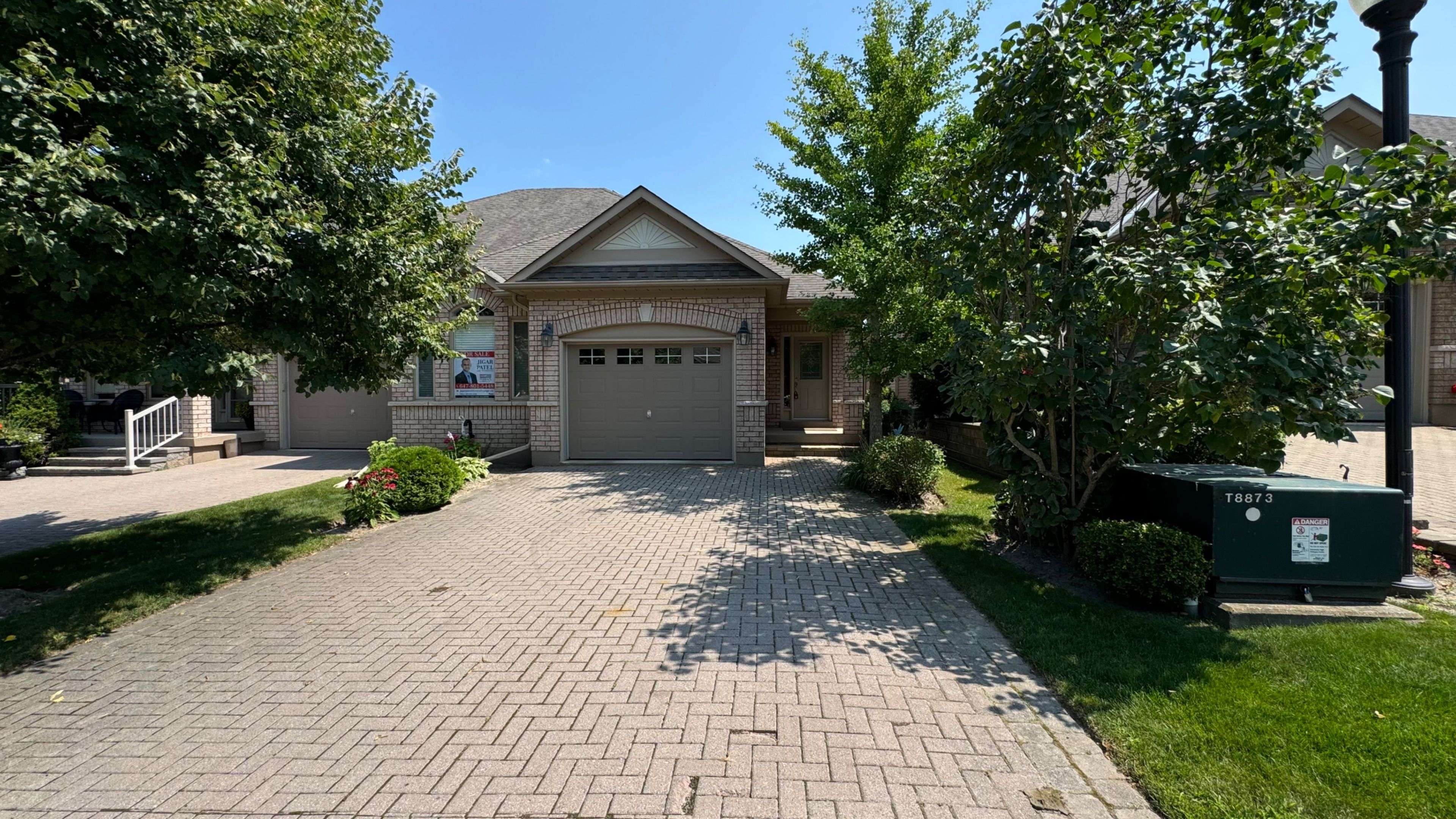 13 Montebello TER, New Tecumseth, ON L9R 2H4