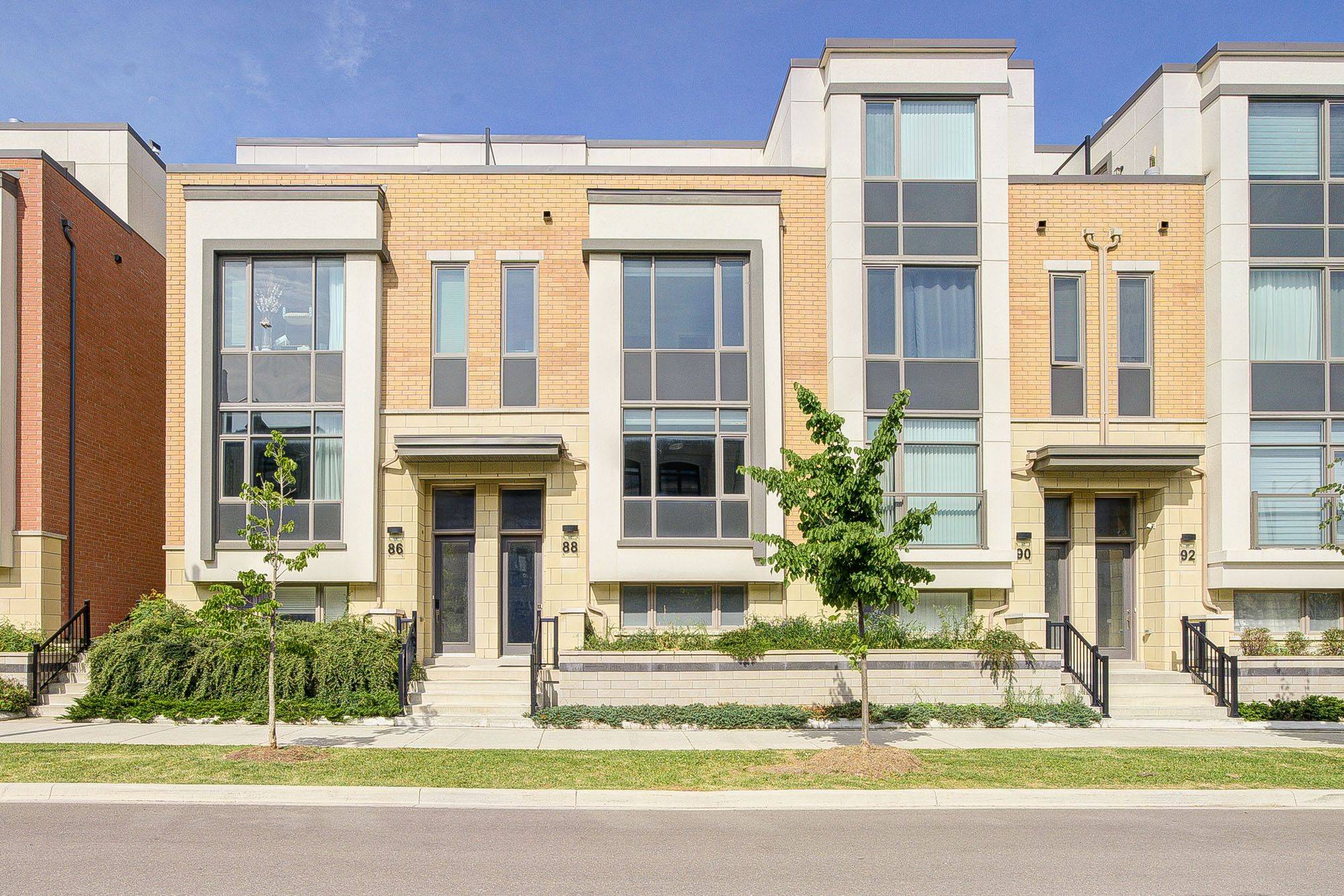 88 William Saville ST, Markham, ON L3R 9S3