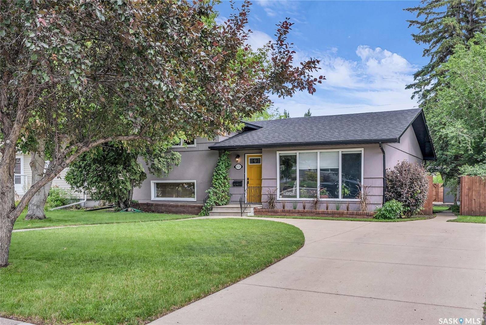 2525 Lansdowne AVENUE, Saskatoon, SK S7J 1H3