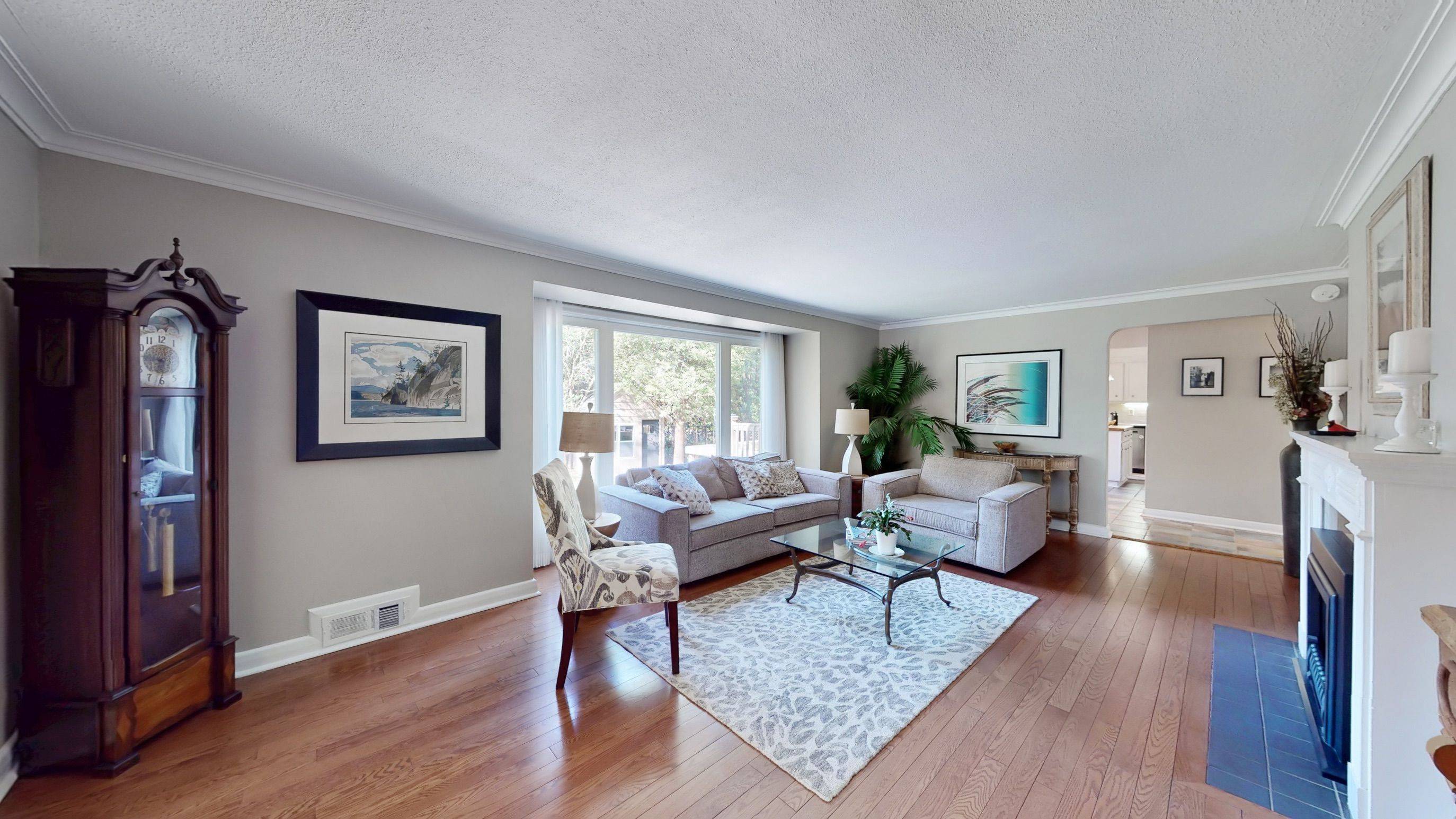 Oakville, ON L6J 4E1,330 Poplar DR