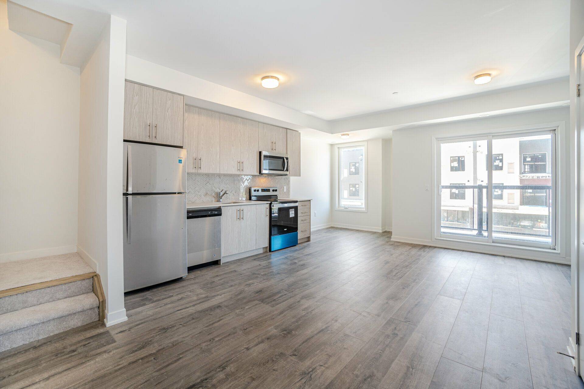 Mississauga, ON L5L 0B9,3409 Ridgeway DR #12