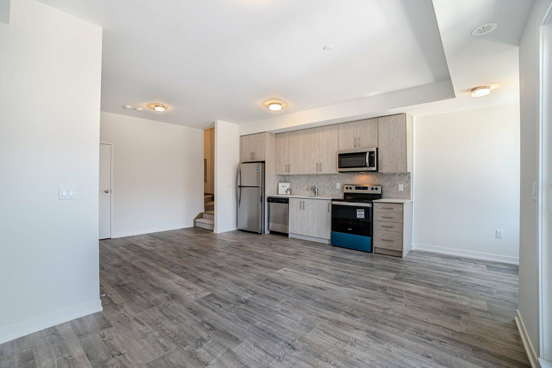 Mississauga, ON L5L 0B9,3409 Ridgeway DR #12