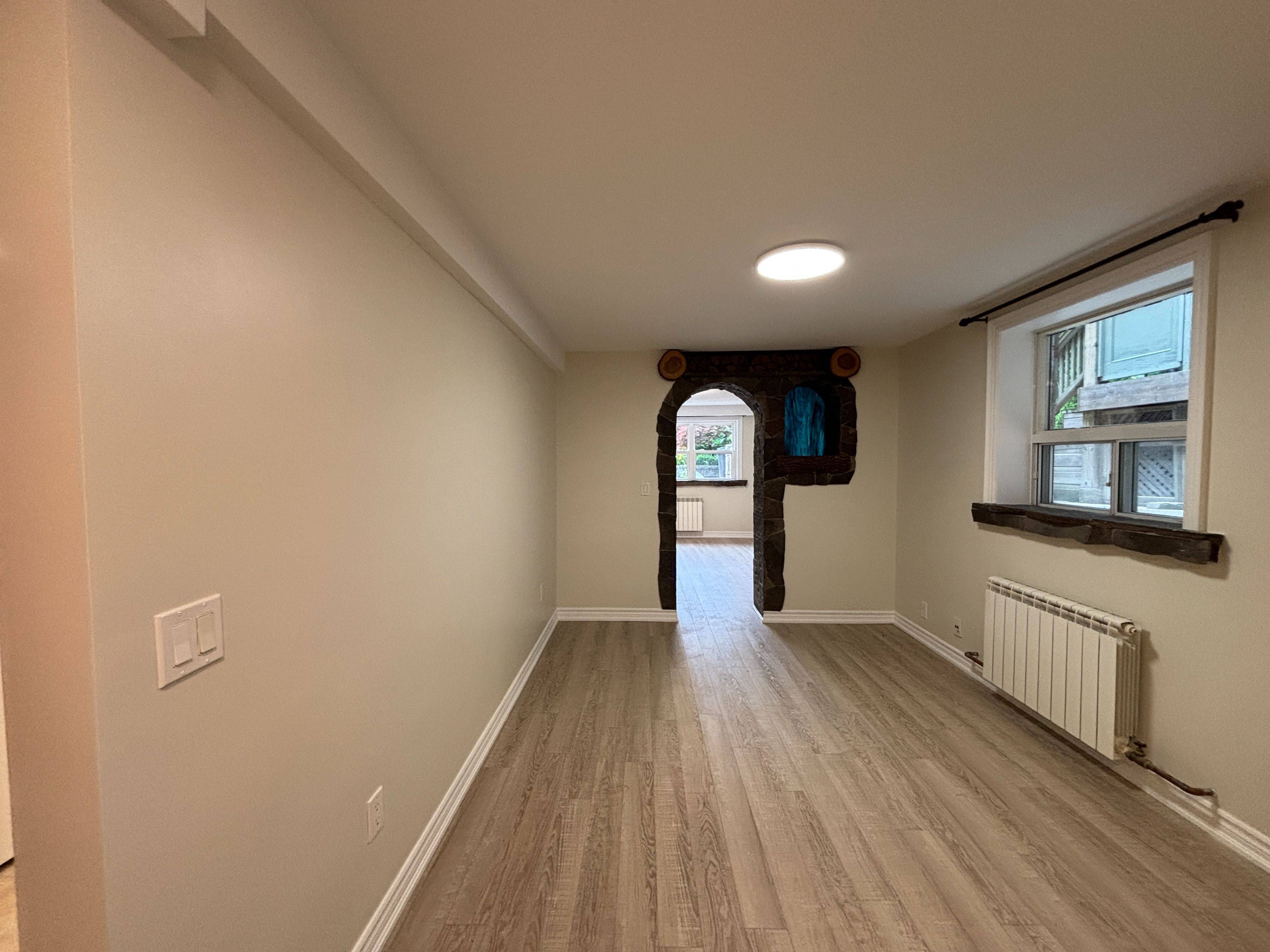 Toronto W01, ON M6R 1Y7,29 Boustead AVE W #Basement