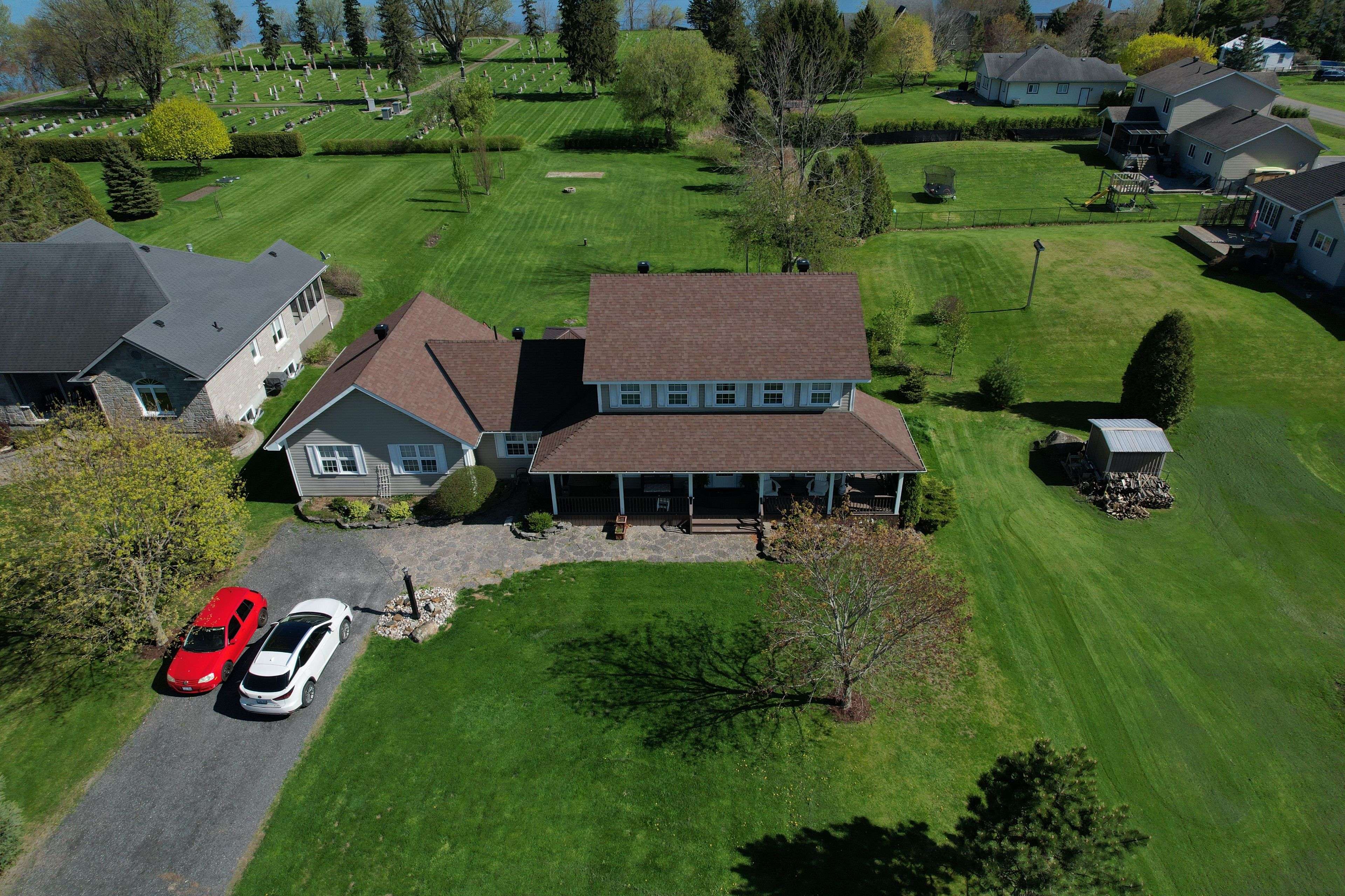 South Dundas, ON K0C 1X0,12118 Lakeshore DR