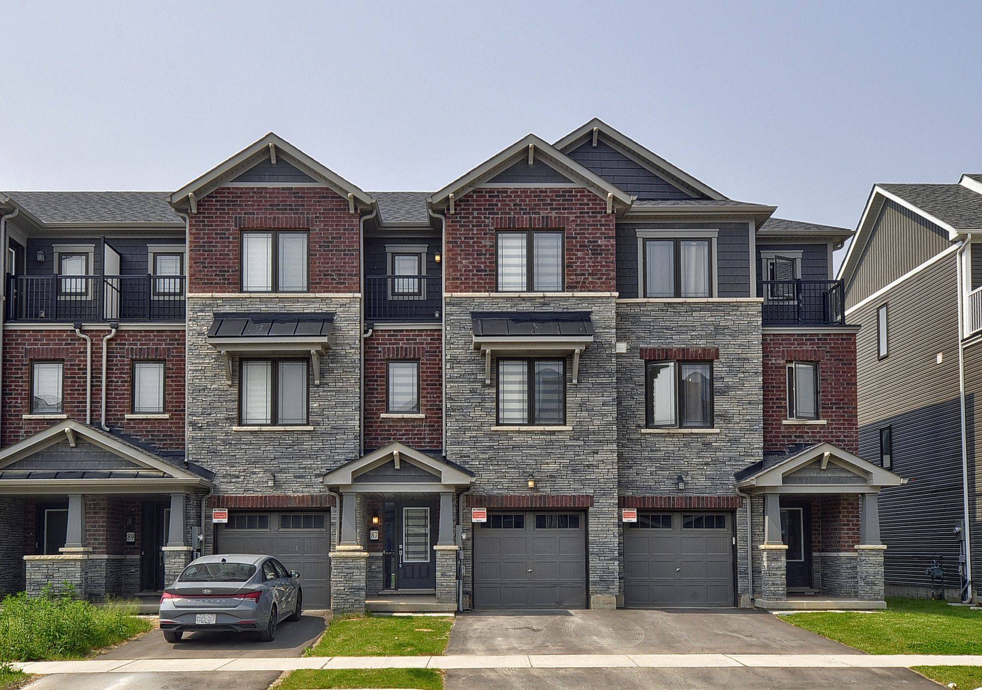 87 Holder DR, Brantford, ON N3T 0W3
