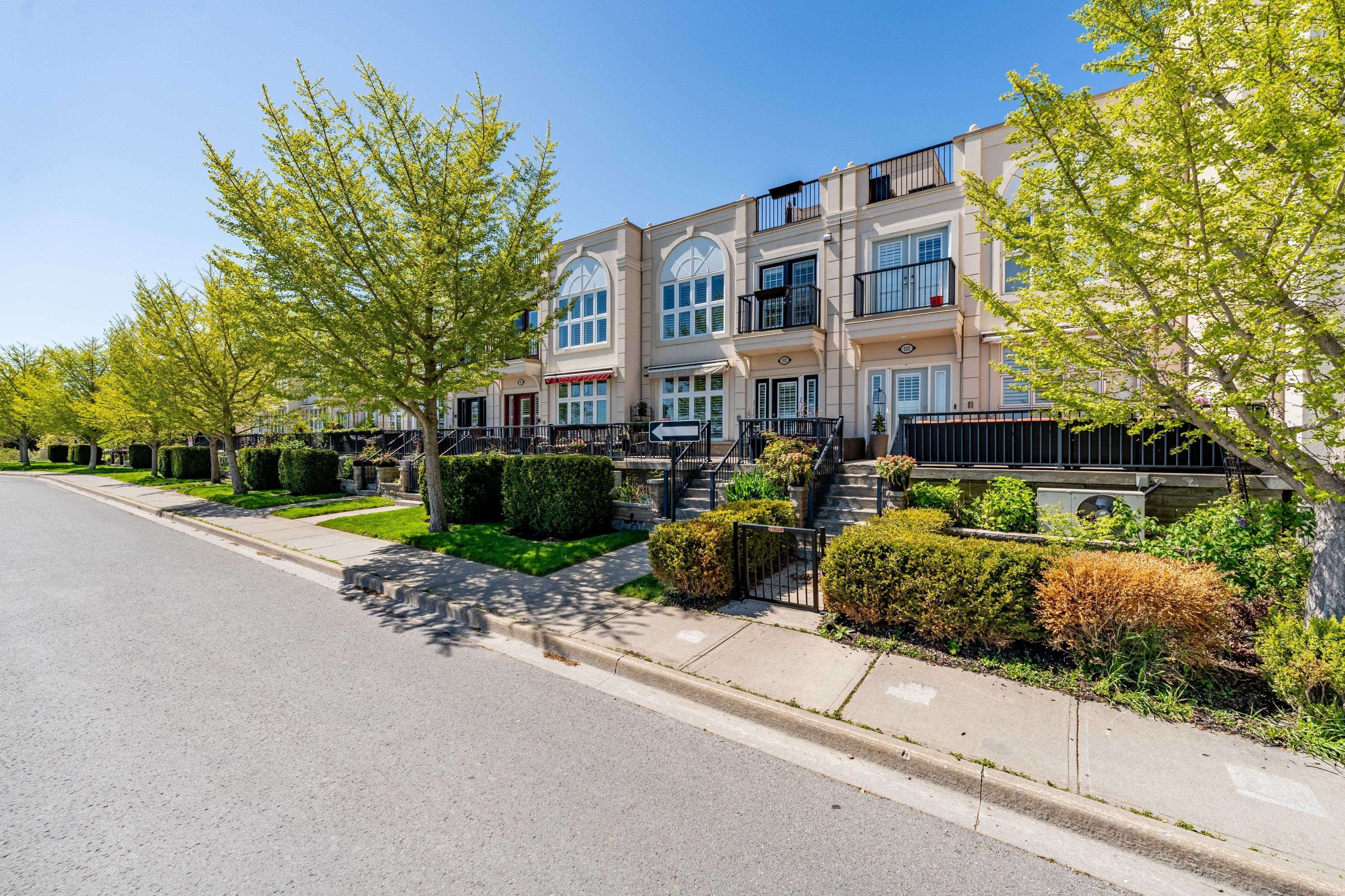 165 Division ST #102, Cobourg, ON K9A 0B3