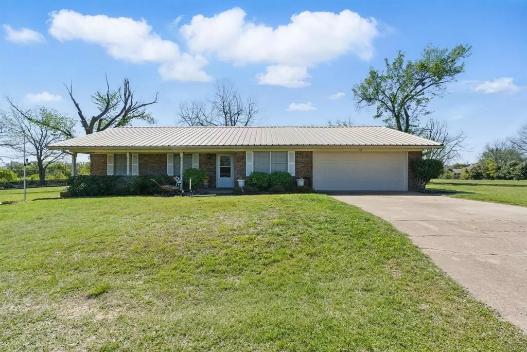 Stephenville, TX 76401,223 Idella Street
