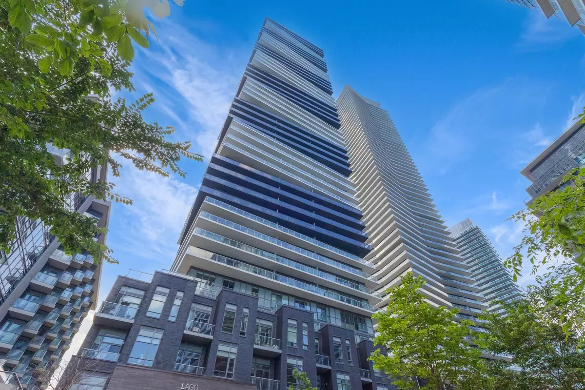 Toronto W06, ON M8V 0C4,56 Annie Craig DR #1707