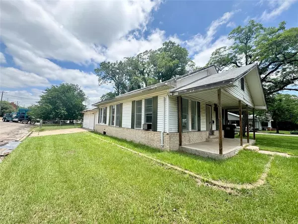 Teague, TX 75860,601 Elm Street