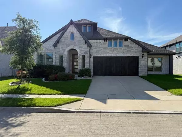 1094 Canterbury Lane, Forney, TX 75126