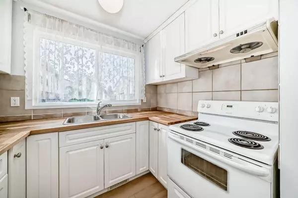 Calgary, AB T2K 1B8,6440 4 ST NW #137