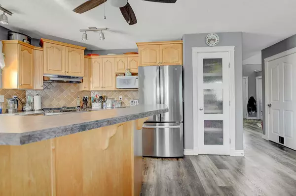 Grande Prairie, AB T8W 2T8,7905 114 ST