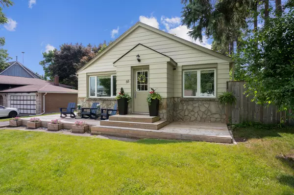 Barrie, ON L4M 4N4,88 Puget ST