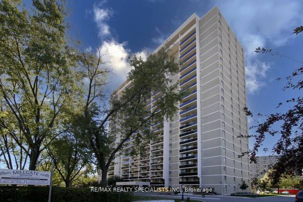 820 Burnhamthorpe RD #803, Toronto W08, ON M9C 4W2