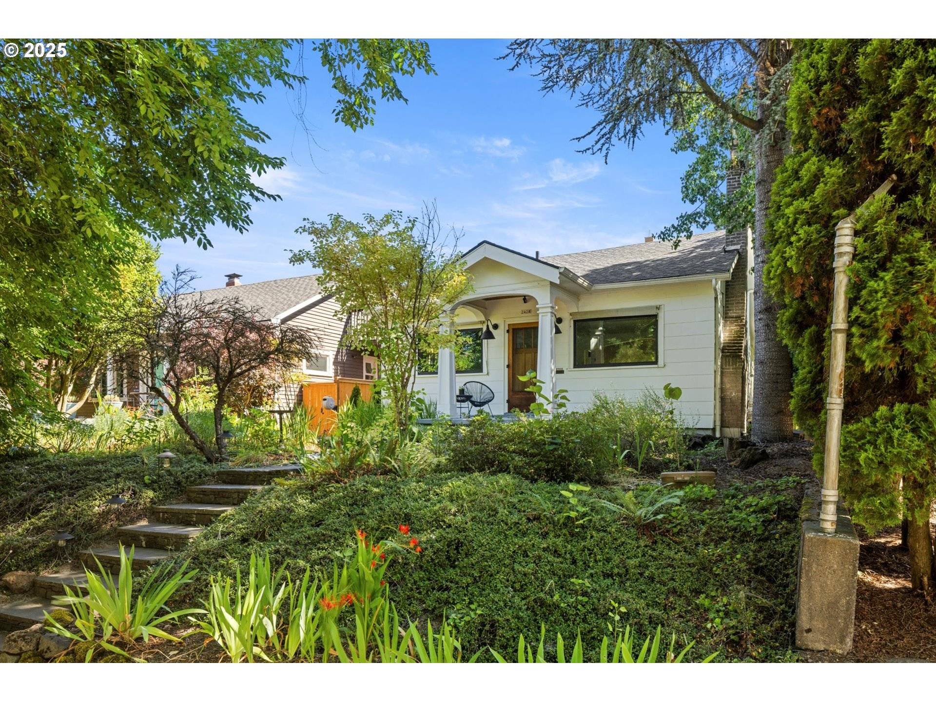 Portland, OR 97214,2428 SE LADD AVE