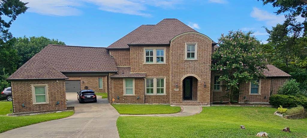 1700 Windmill Circle, Desoto, TX 75115