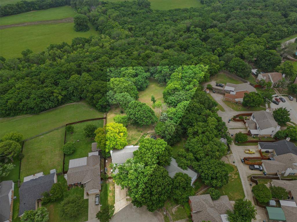 2006 Country Oaks Drive, Garland, TX 75040