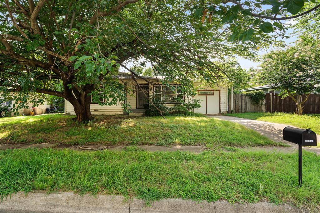 Hurst, TX 76053,217 Terry Road