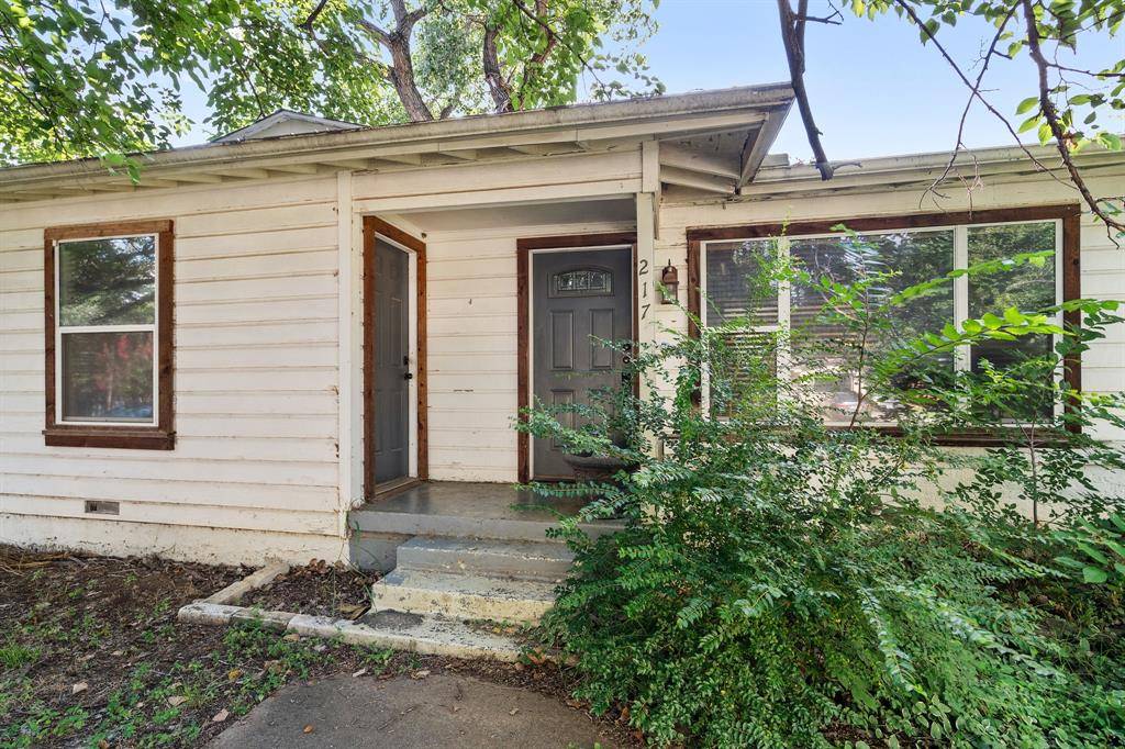 Hurst, TX 76053,217 Terry Road