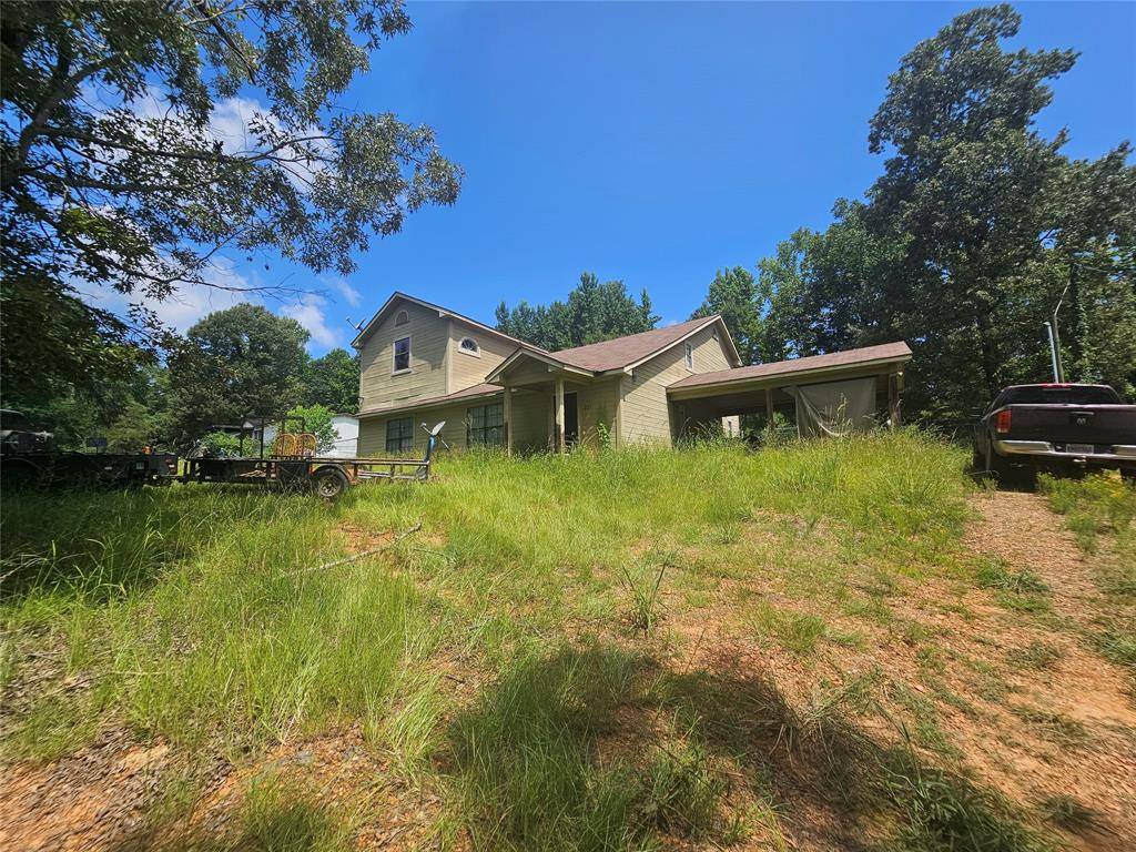 227 White Road, Frierson, LA 71027