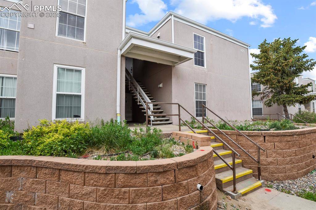 3475 Rebecca LN #C, Colorado Springs, CO 80917