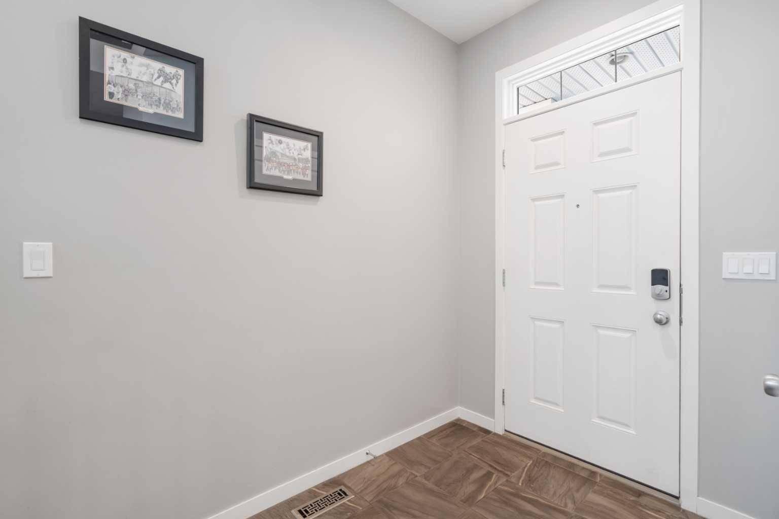 Calgary, AB T3M 1T8,94 Auburn Crest WAY SE
