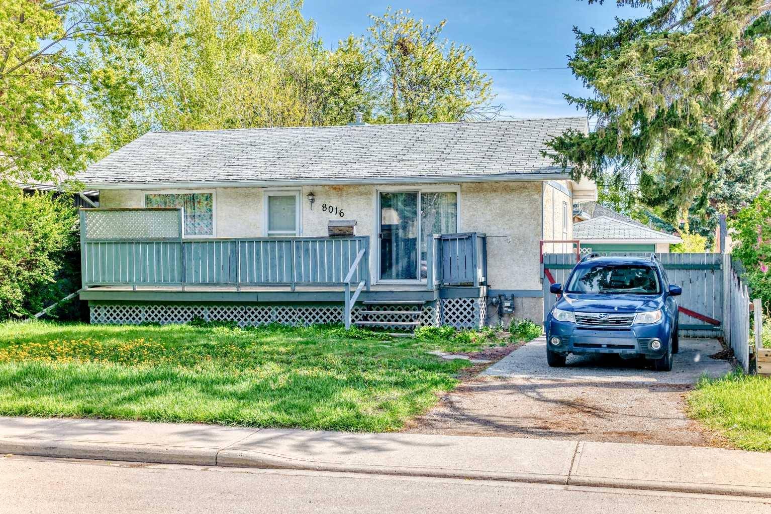 8016 33 AVE Northwest, Calgary, AB T3B 1L7
