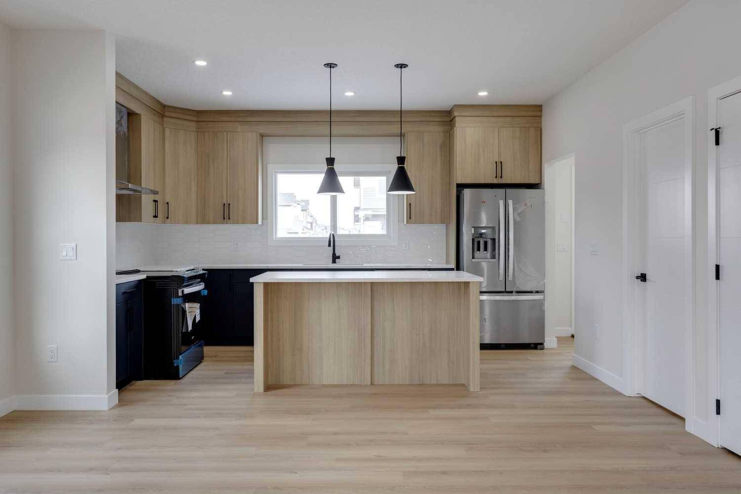 Airdrie, AB T4B5K9,800 Midtown Drive SW