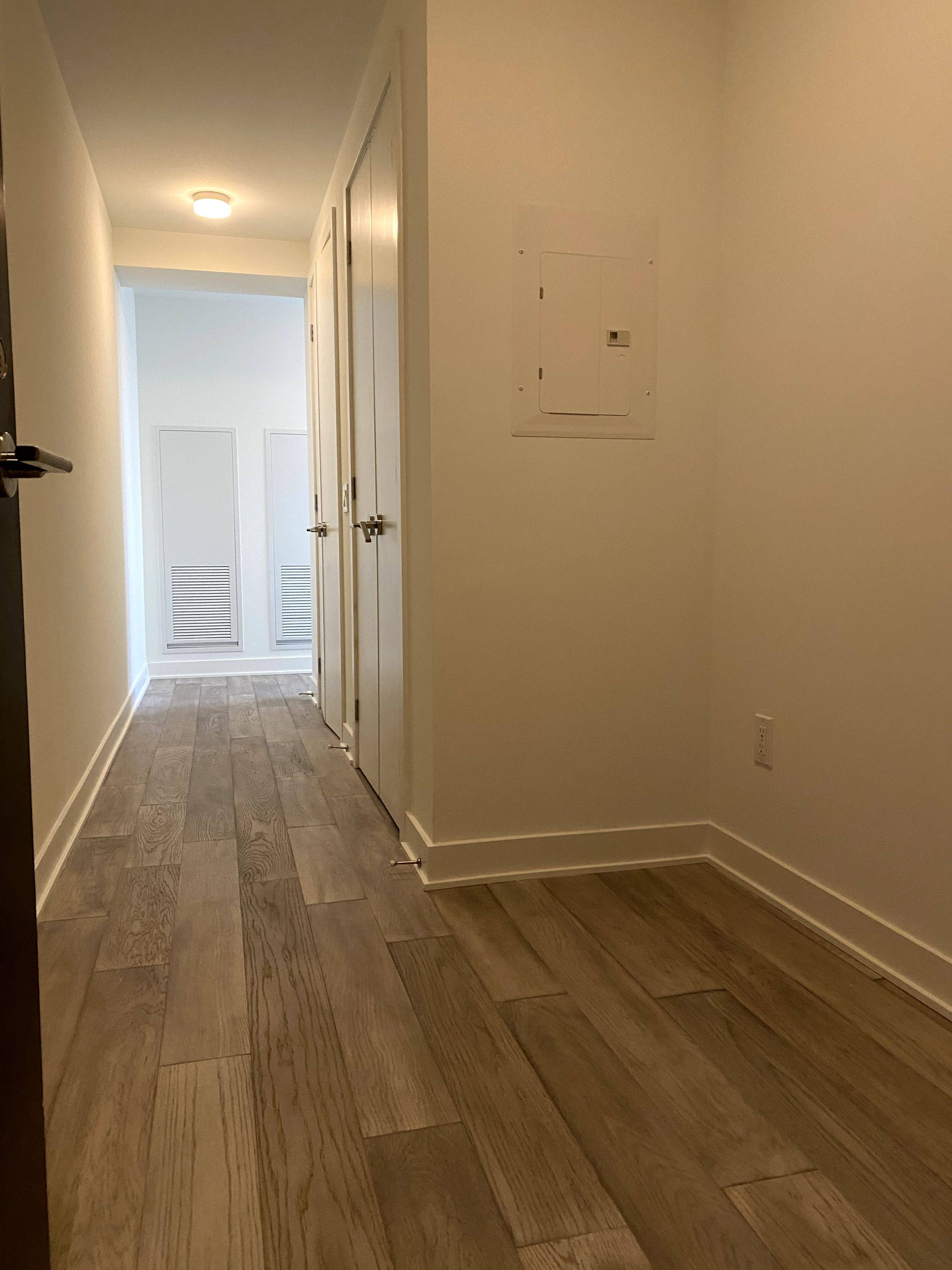 Toronto C02, ON M4W 0B7,11 Yorkville AVE #2611