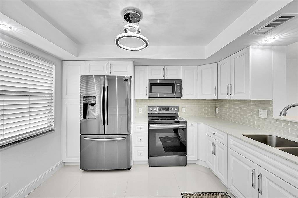 3005 Portofino Isle #L3, Coconut Creek, FL 33066