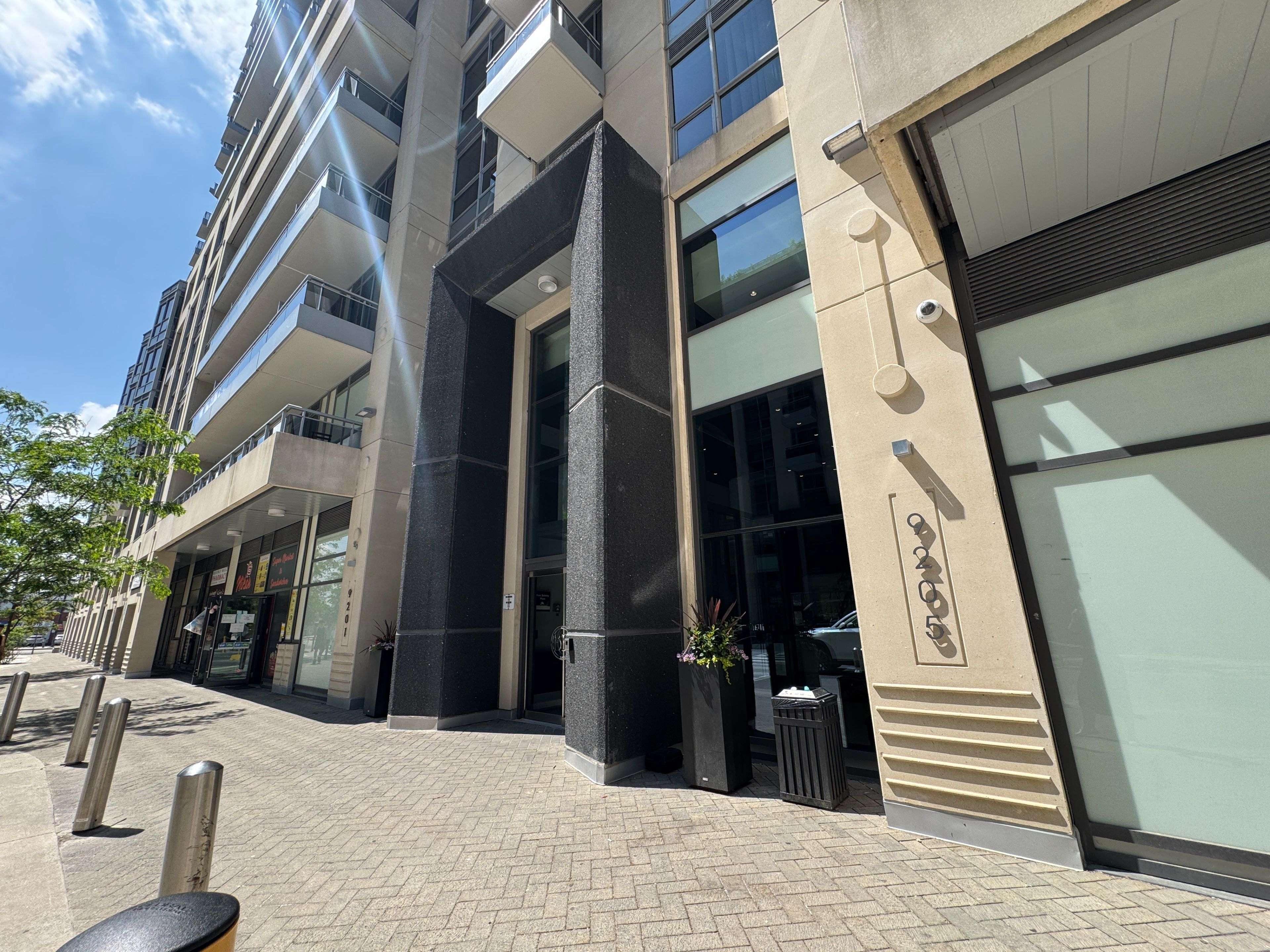 Richmond Hill, ON L4C 6Z2,9205 Yonge ST #1808