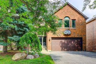 5 Ashdown CRES, Richmond Hill, ON L4B 1Z8