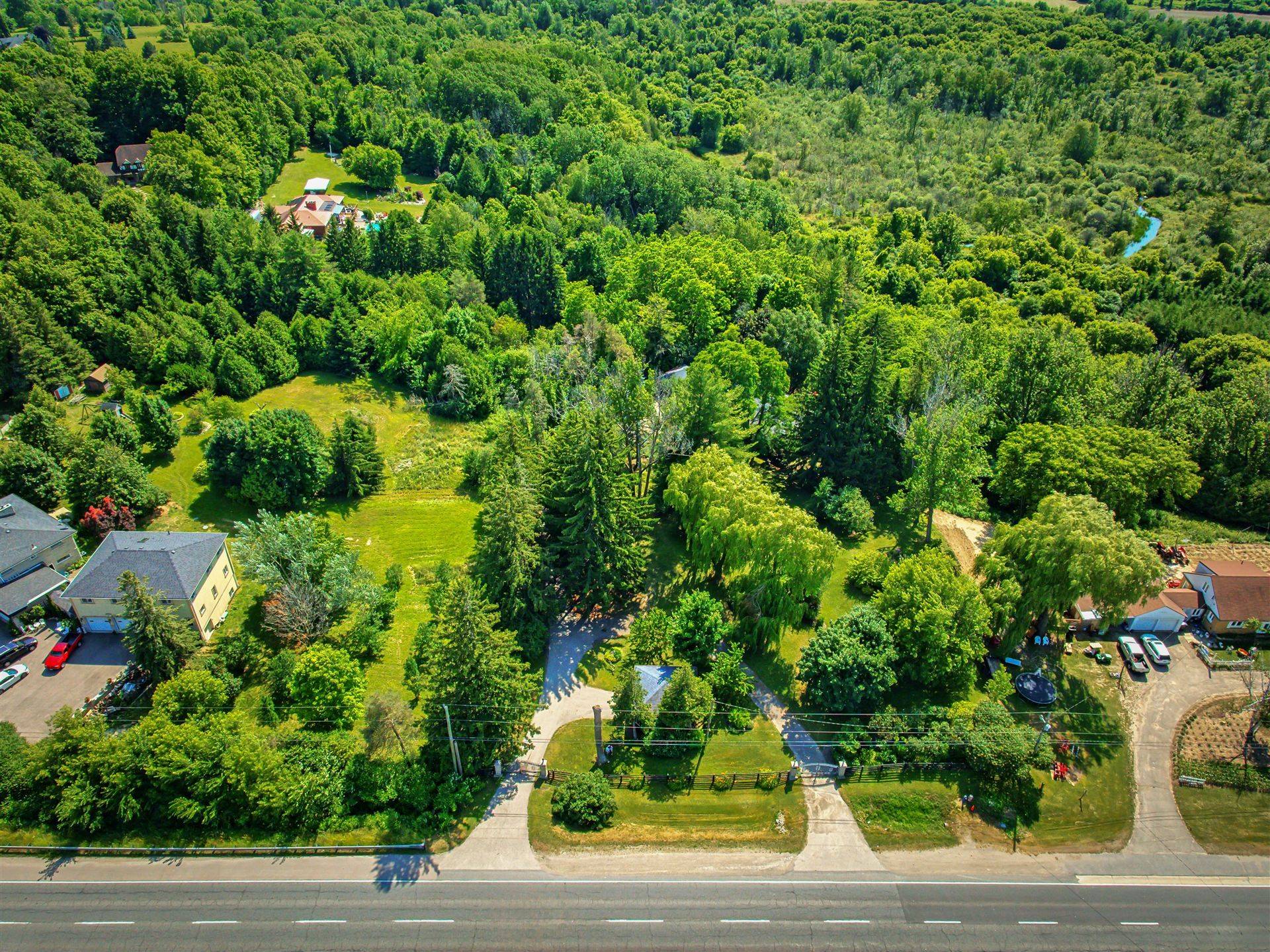 Caledon, ON L7C 2C4,15624 Hurontario ST