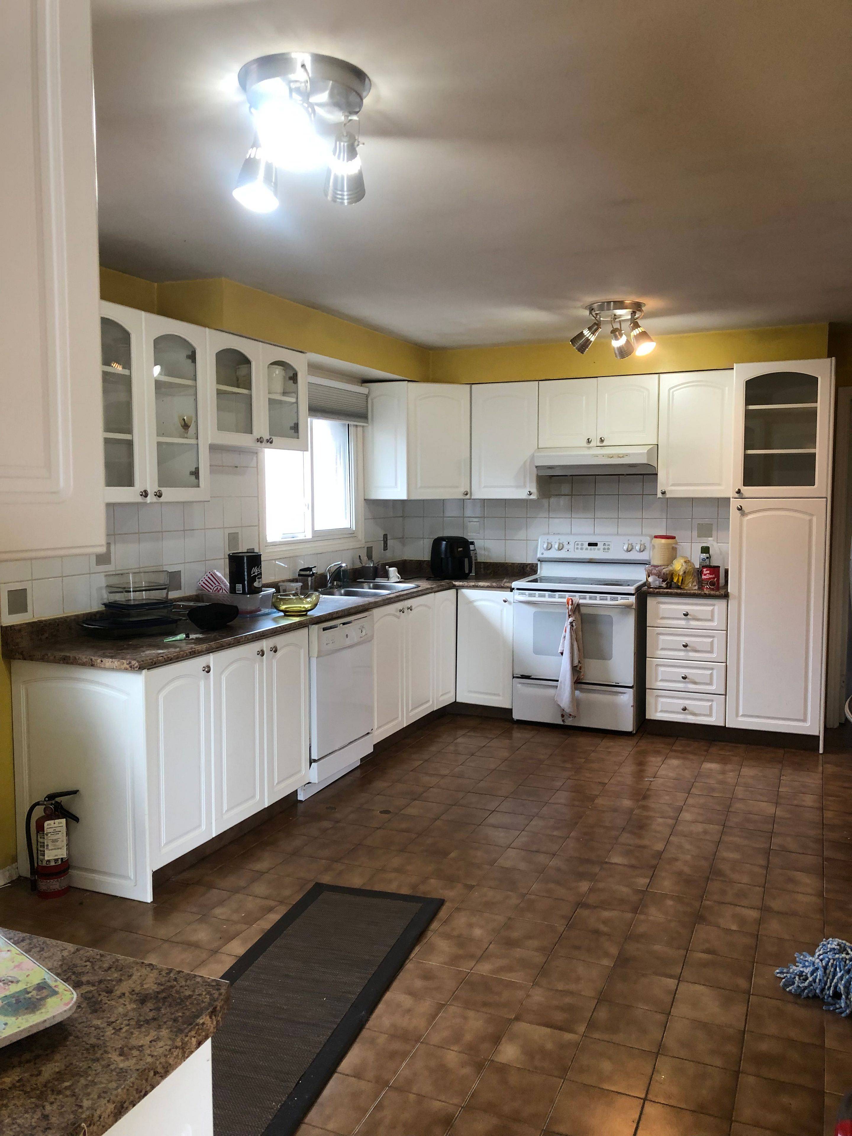 11 Cabernet CIR #Main Level, Toronto W10, ON M9V 5A3