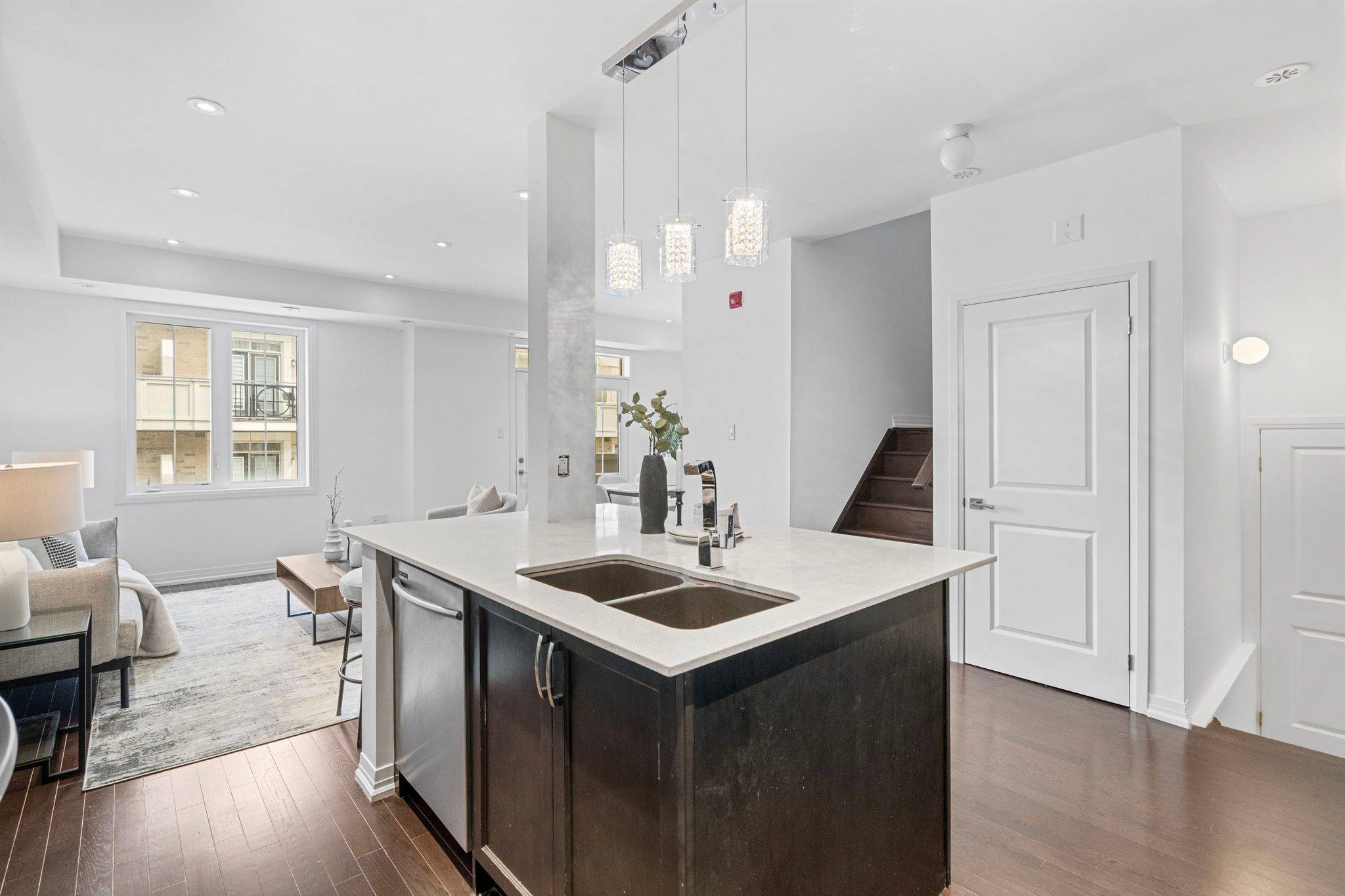 Mississauga, ON L4Z 0C8,62 Preston Meadow AVE #6