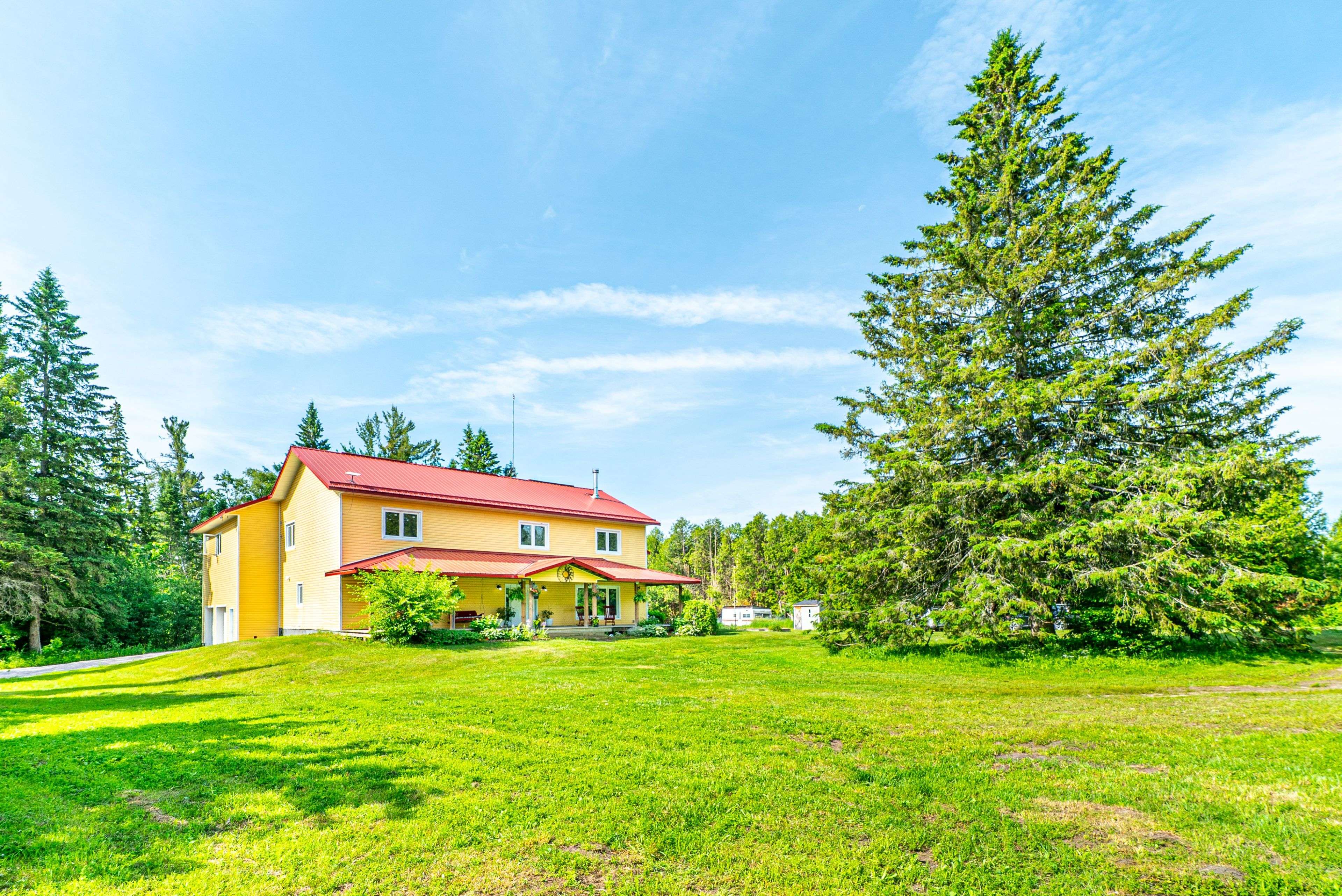 Kawartha Lakes, ON L0B 1K0,1752 Highway 35 N/A S