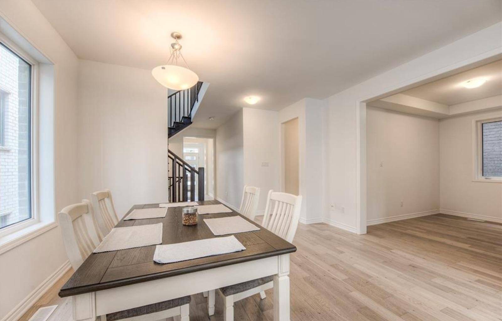 Kitchener, ON N2R 0S3,19 William Nador ST
