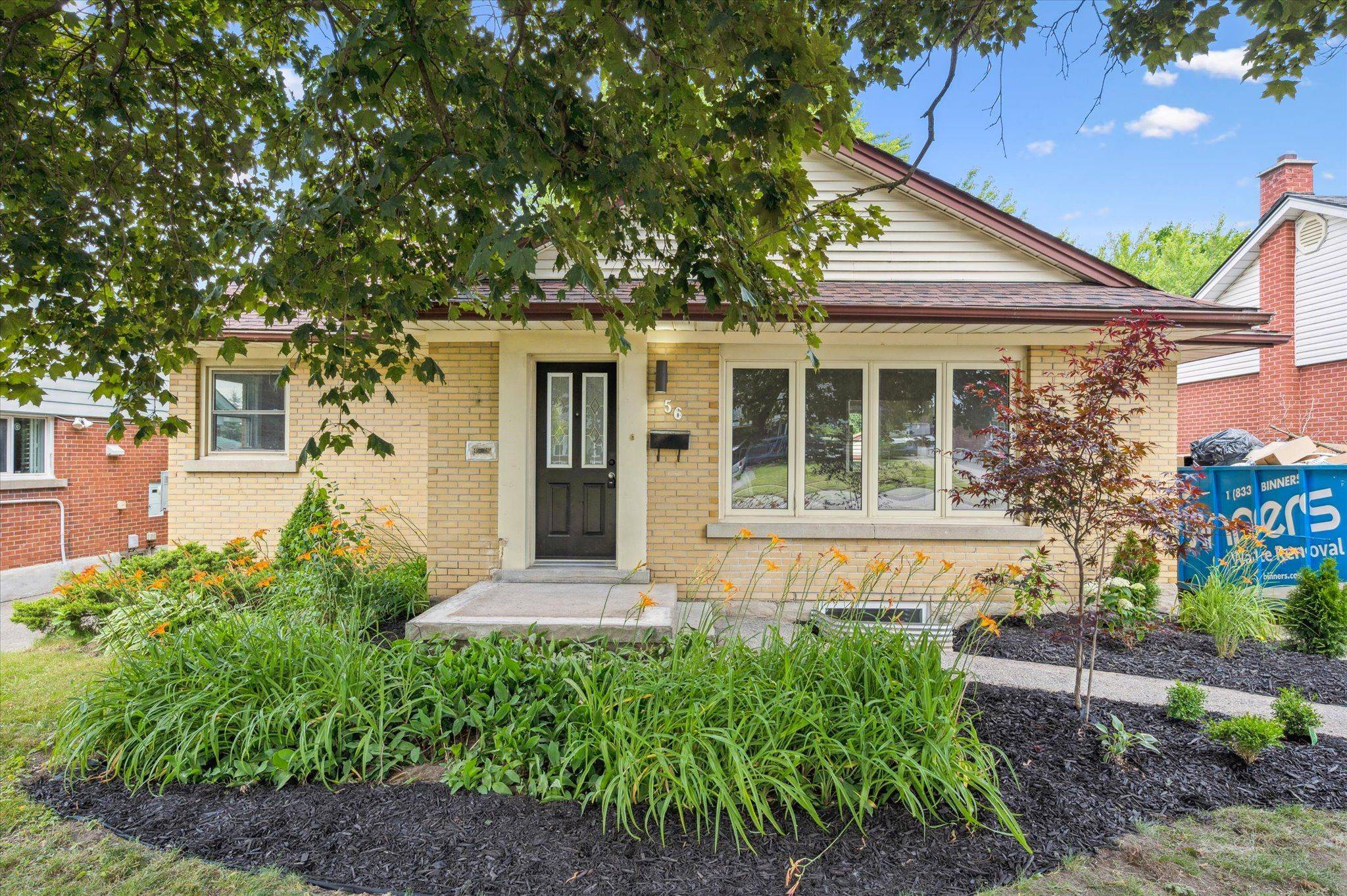 56 Dover ST, Waterloo, ON N2J 1Z1