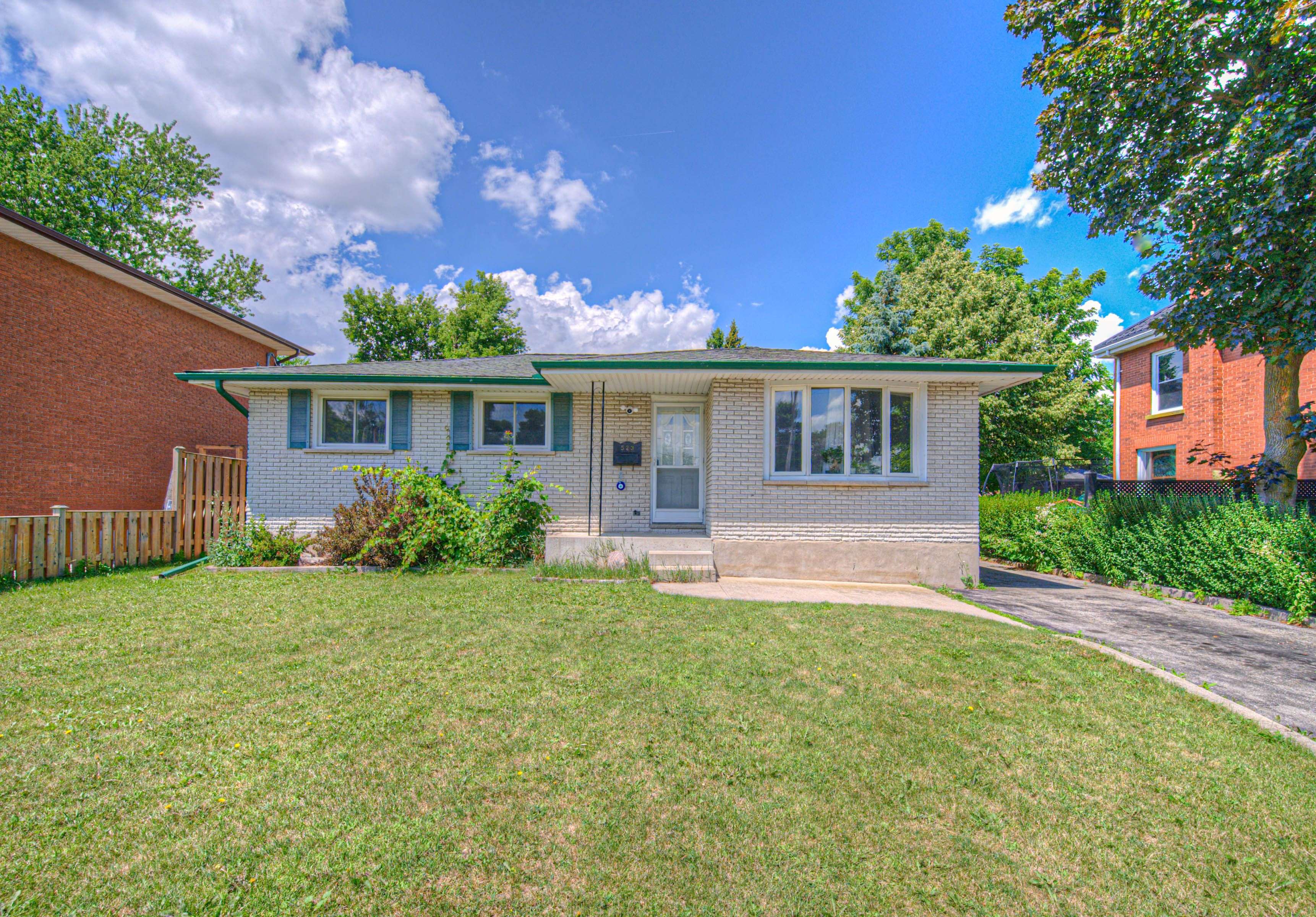 523 Dunbar RD, Cambridge, ON N3H 2T3