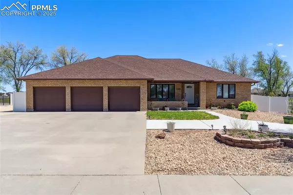408 S Birdie DR, Pueblo West, CO 81007