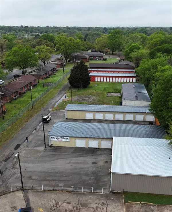 Corsicana, TX 75110,124 Brooks Avenue