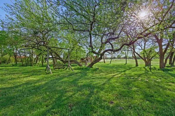 Denison, TX 75020,7620 Preston Road