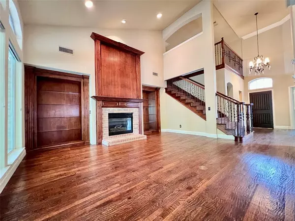 Mckinney, TX 75072,900 Autumn Court