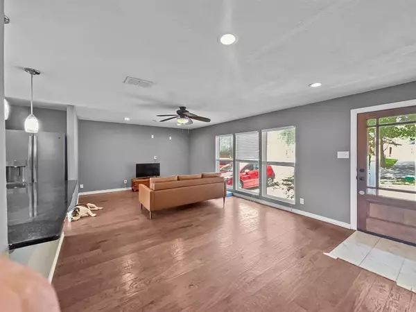 Midlothian, TX 76065,511 N 1st Street