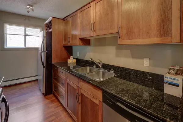 Calgary, AB T2N 0E7,931 2 AVE NW #301