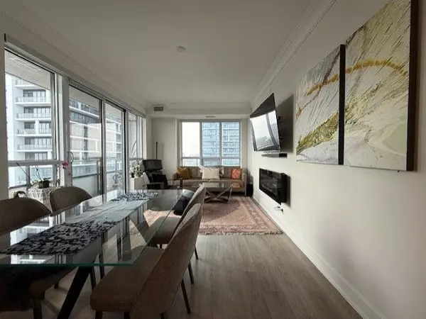 Markham, ON L3R 6M8,38 Water Walk DR #1801