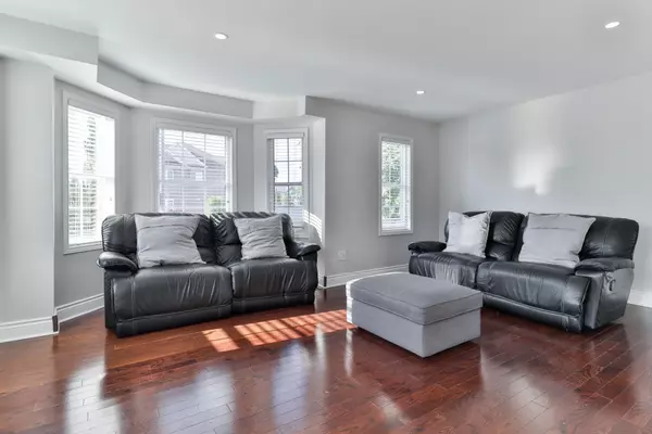 Vaughan, ON L4H 0M8,331 Davos RD