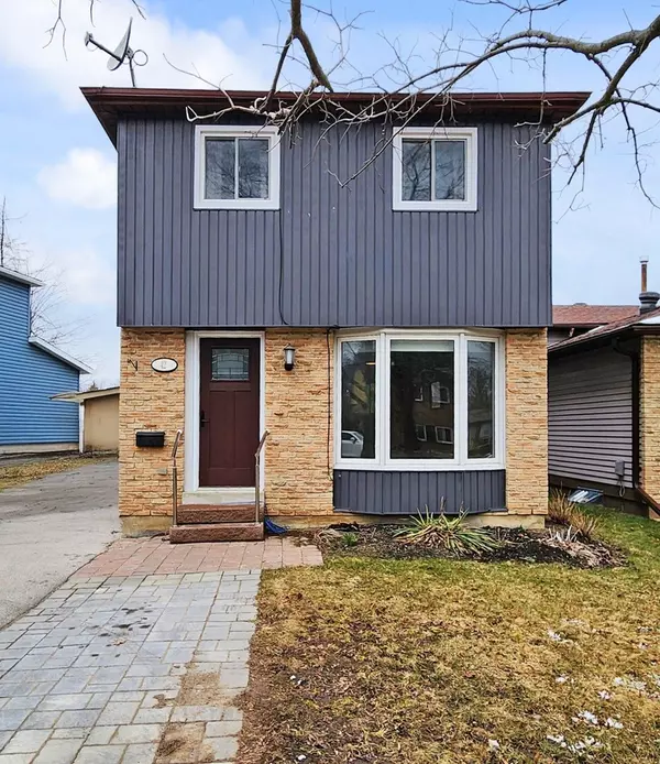 42 Janice DR, Barrie, ON L4N 5N4