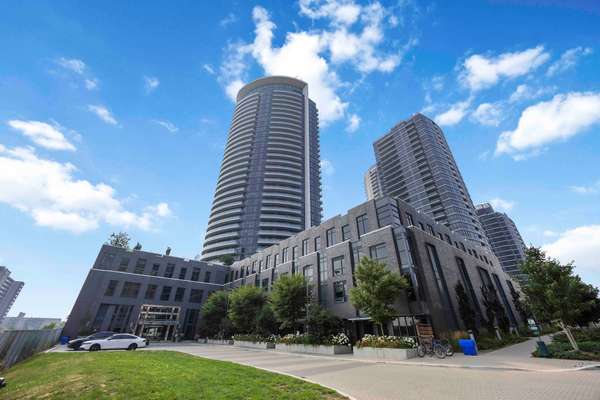 30 Gibbs RD #1307, Toronto W08, ON M9B 6L6